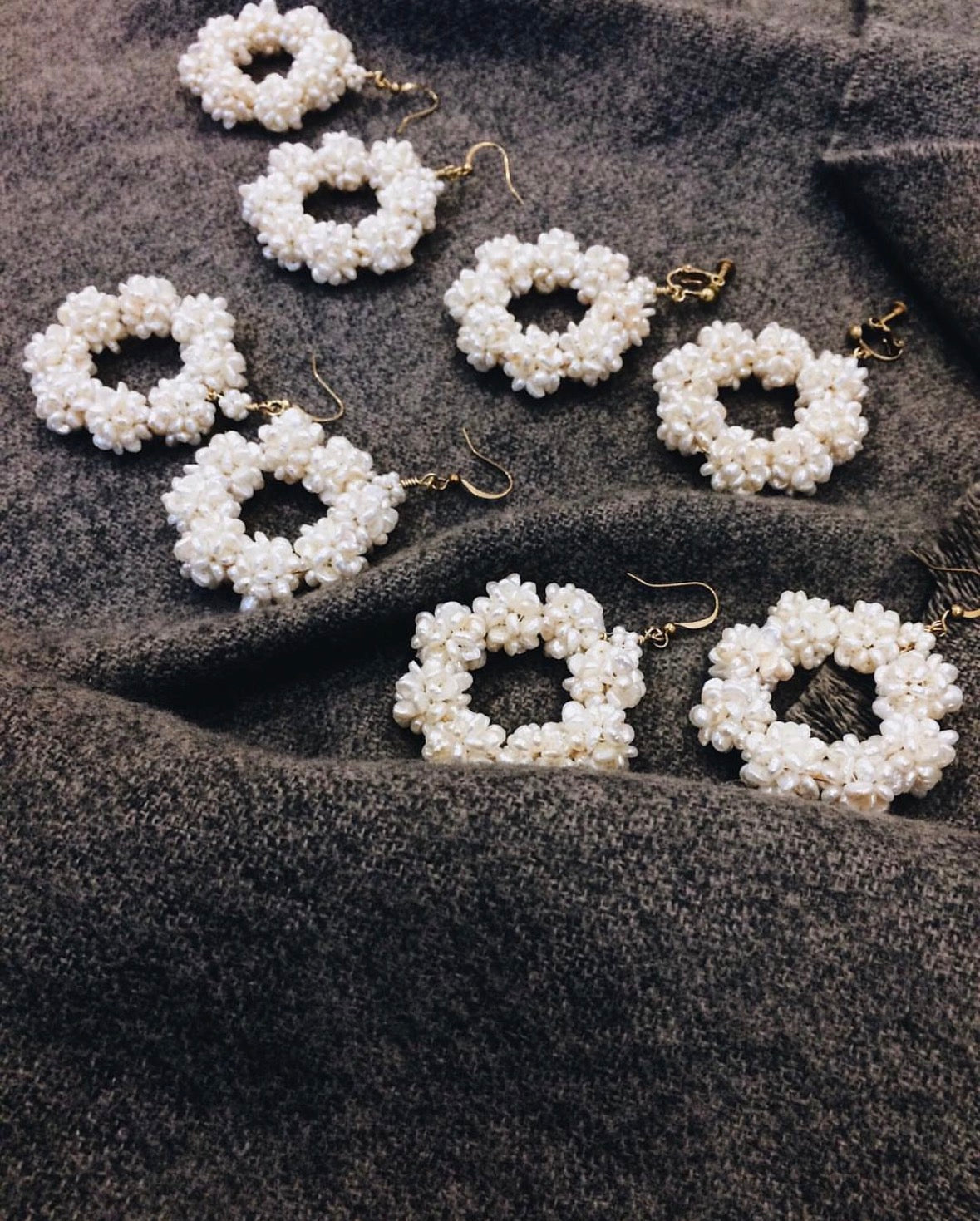 Iri Hoops 珍珠雪花大環耳飾