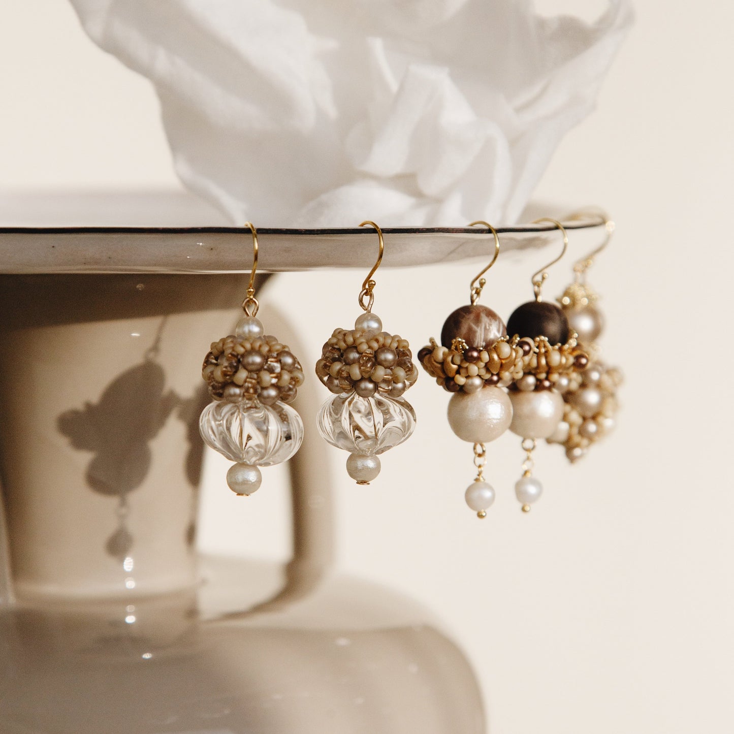 Lalique Earrings 萊儷耳飾－燕麥金