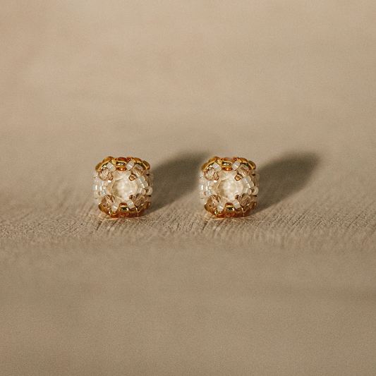 Caravan Solo Studs Earrings 獨旅耳環（沙漠金）