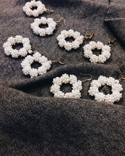 Iri Hoops 珍珠雪花大環耳飾