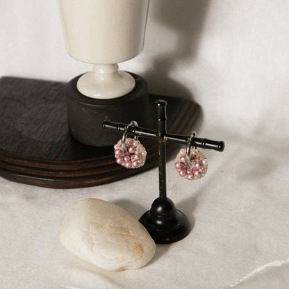 Rolling Earrings 環圈耳飾－珍珠櫻花粉