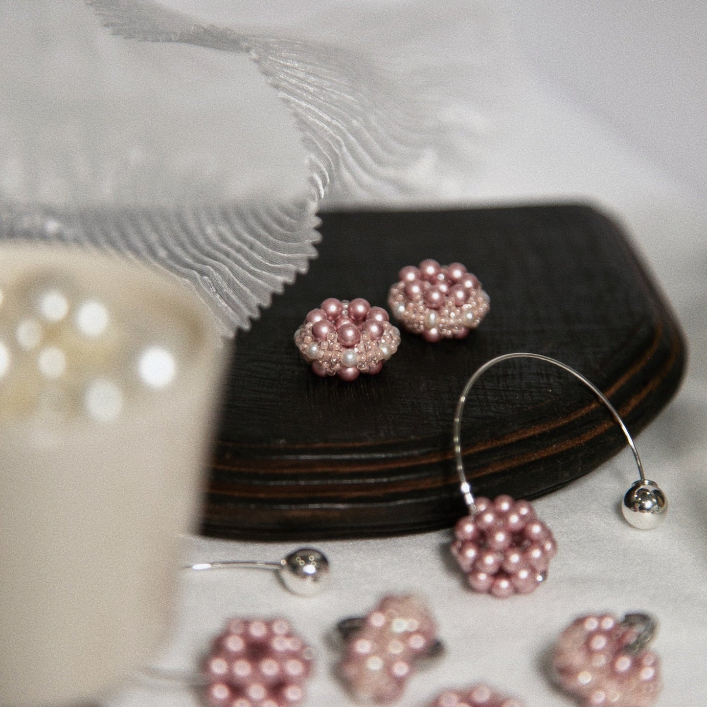 Rolling Earrings 環圈耳飾－珍珠櫻花粉