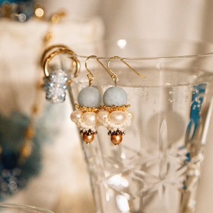 Corona Goblet with Aquamarine 日冕盅耳飾（海水藍寶）