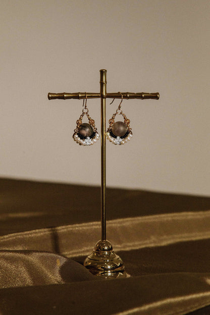 Solar Eclipse Tiara 日蝕后冠耳飾