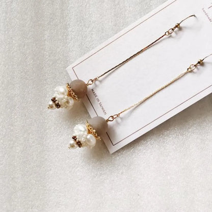 Corona Goblet with Moonstone 日冕盅耳飾（月光石）