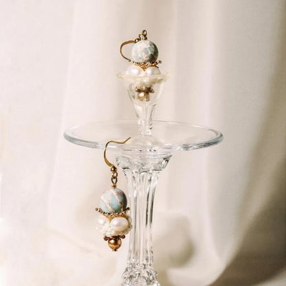 Corona Goblet with Pagodite 日冕盅耳飾（葉蠟石）