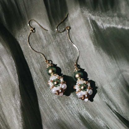 Gaea's Oasis Earrings 蓋婭綠洲耳飾