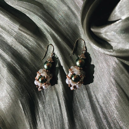Gaea's Oasis Earrings 蓋婭綠洲耳飾