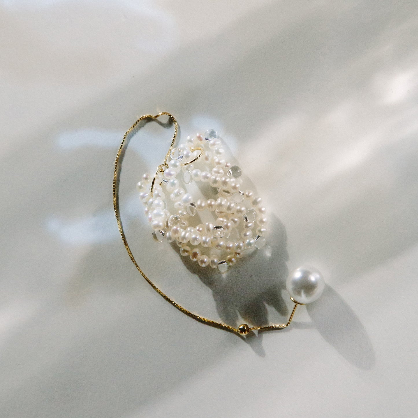 Snow & Frost Threader Earrings 堆雪珍珠耳飾