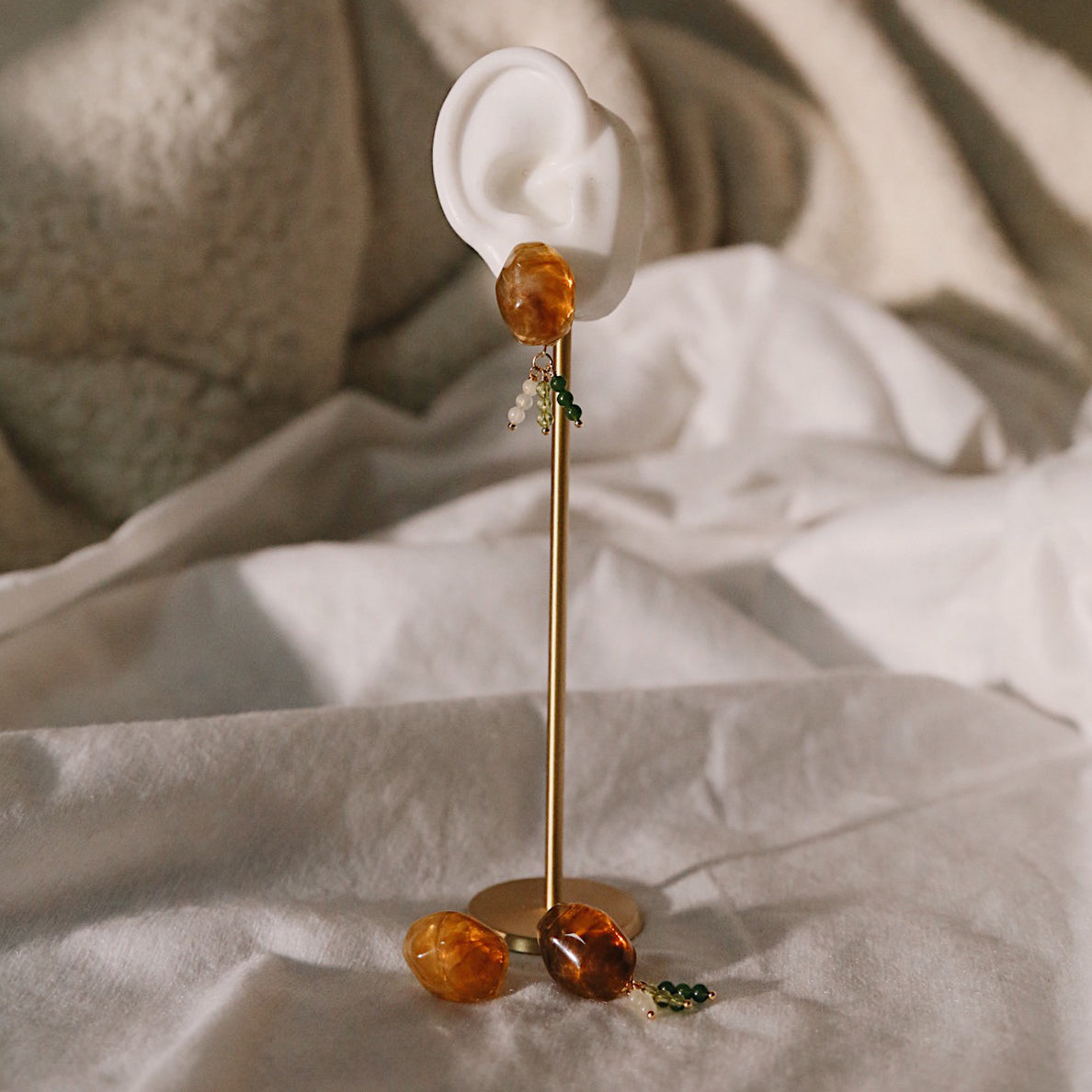 La Tigre Fortunata 矯琥復古玉珠耳飾