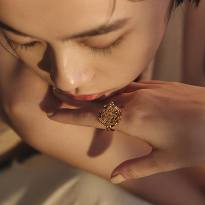 Gaia by THRIVE 沃土捏紋戒指-黃銅