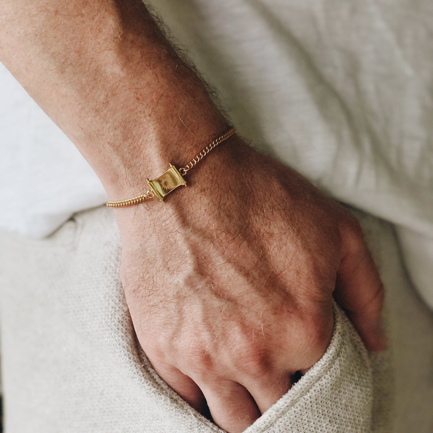 ISFJ 守衛者 - MBTI 16型人格手鍊